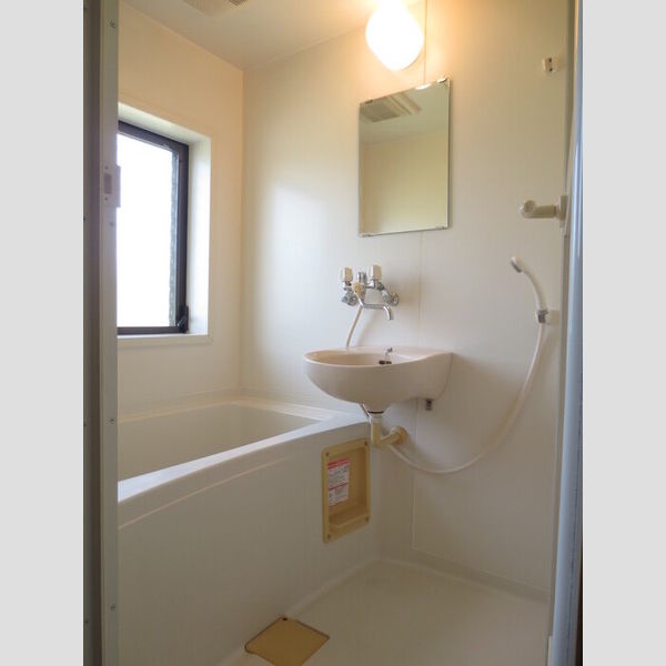 バス (202　バスルーム)