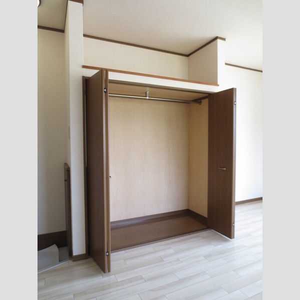 収納 (202 クローゼット)