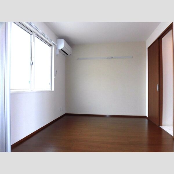 その他 (105　洋室)