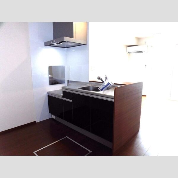 キッチン (105　キッチン)