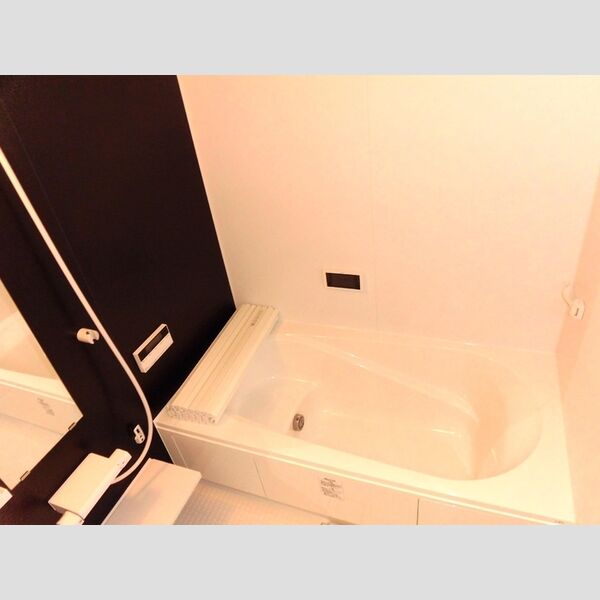 バス (105　浴室)