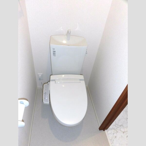 トイレ (105　トイレ)