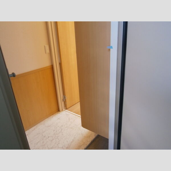 その他 (A203　玄関内側)