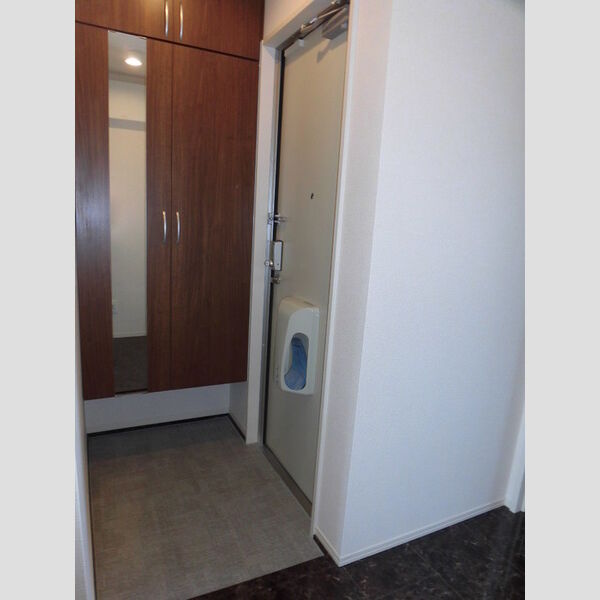 玄関 (Ⅰ-101　玄関)