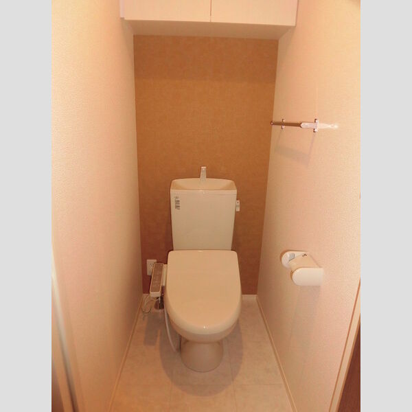 トイレ (Ⅰ-101　温水洗浄暖房便座)