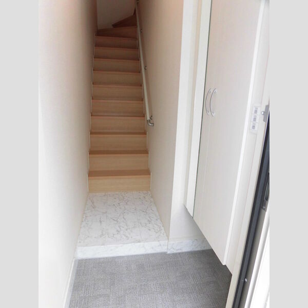 玄関 (202　玄関)