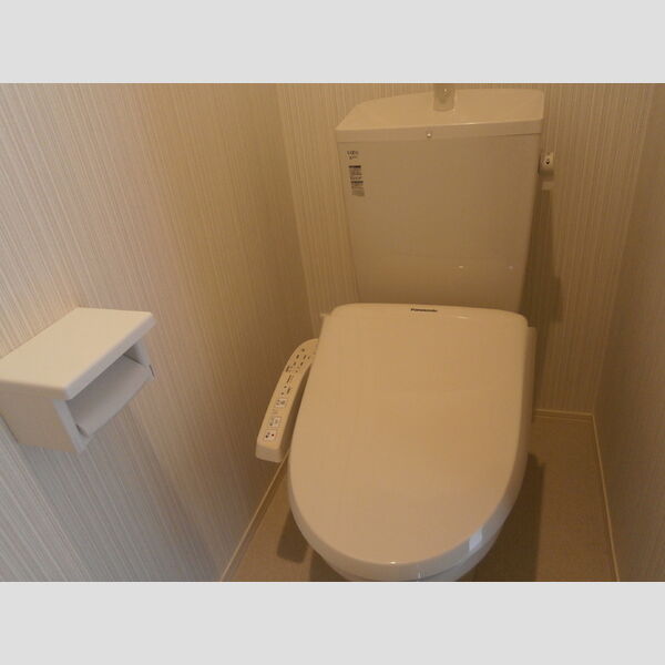 トイレ (107　温水洗浄暖房便座)