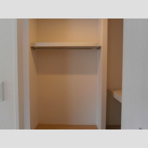 収納 (107　クローゼット)