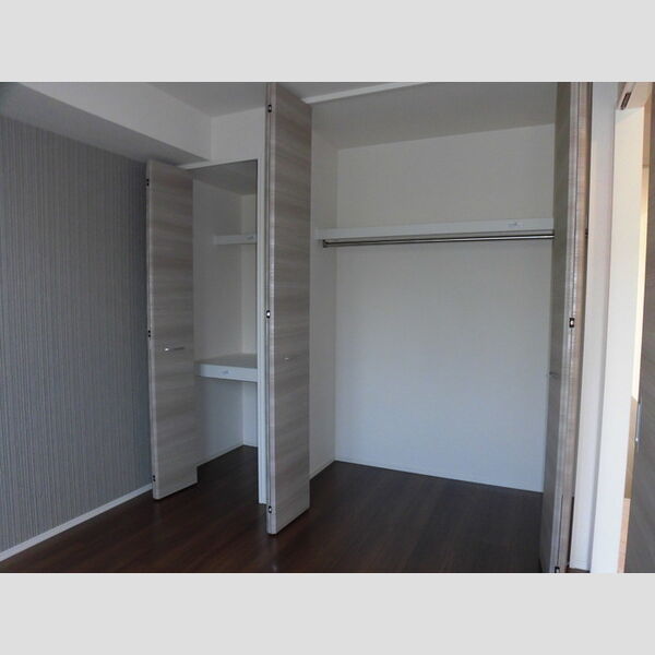 収納 (B103　クローゼット)