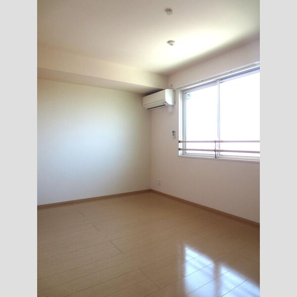 その他 (305　エアコン付北側洋室)
