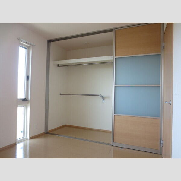 収納 (305　クローゼット)
