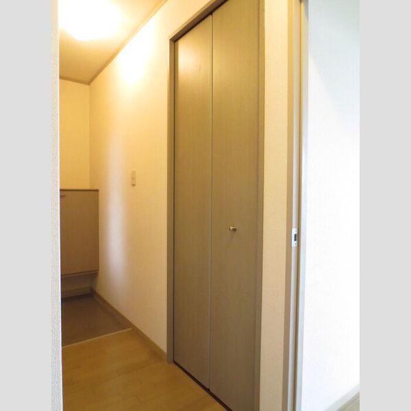 その他 (C102　廊下収納)