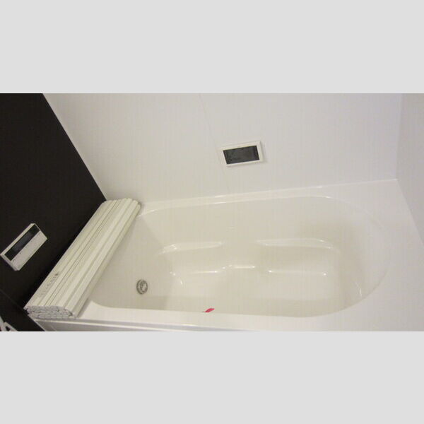 バス (106　換気乾燥機付きバスルーム)