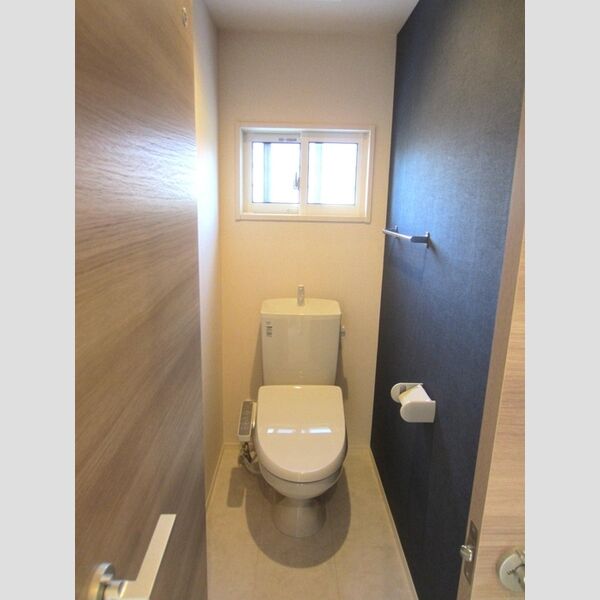 トイレ (103　温水洗浄暖房便座)