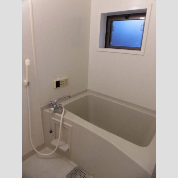 バス (101　浴室)