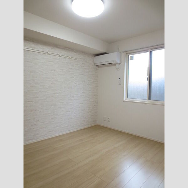 その他 (B102　照明エアコン付北側洋室)