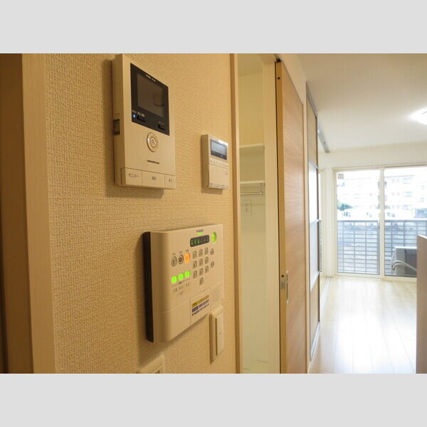 その他設備 (B102　TVインターホン　ホームセキュリティ)