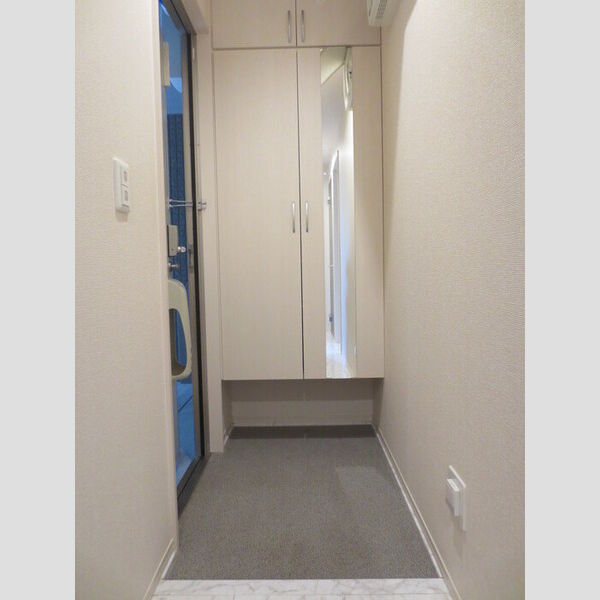 玄関 (C202 シューズボックス)
