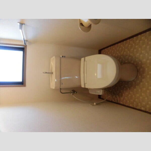 トイレ (B202　温水洗浄暖房便座)