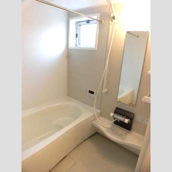 バス (B202　換気乾燥機付きバスルーム)