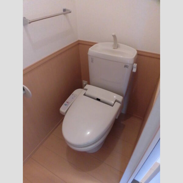 トイレ (C201　温水洗浄暖房便座)