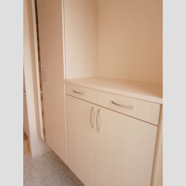 玄関 (Ⅱ-202 シューズBOX)