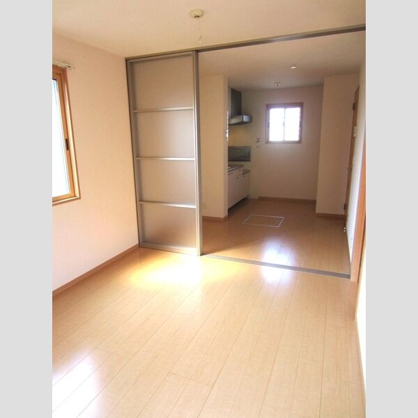 その他 (102　リビングからキッチン)