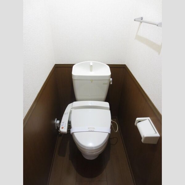 トイレ (101　温水洗浄暖房便座トイレ)