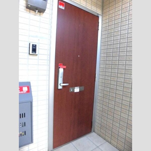 その他 (B107　玄関)