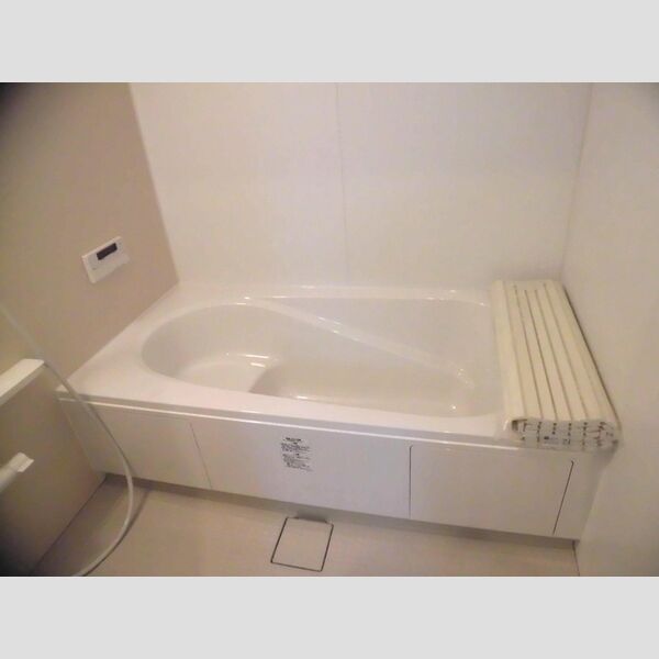 バス (203　バスルーム)