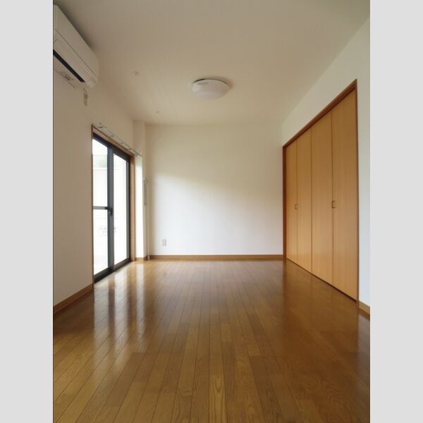 居室・リビング (102　洋室)