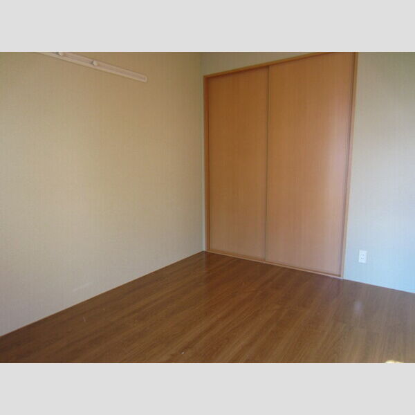 その他 (202　洋室)