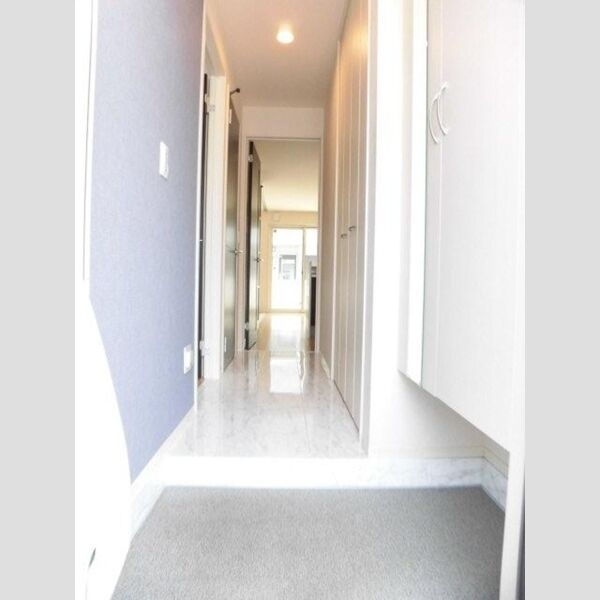 玄関 (B102　玄関)