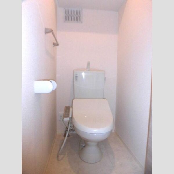 トイレ (201　温水洗浄暖房便座)