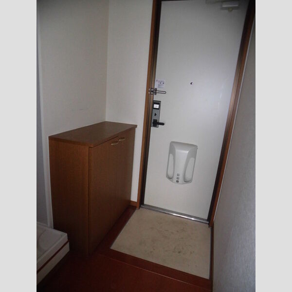 玄関 (202　玄関)