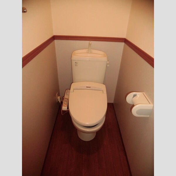 トイレ (A101　温水洗浄暖房便座)