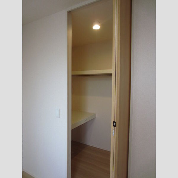 収納 (201　ウォークインクローゼット)