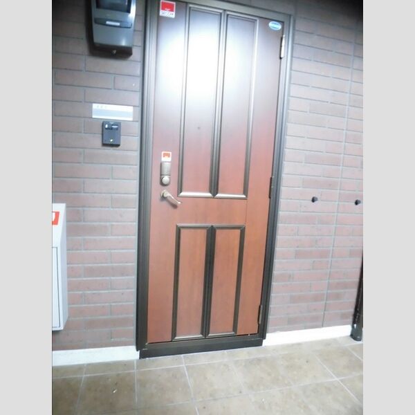 玄関 (102　玄関ドア)