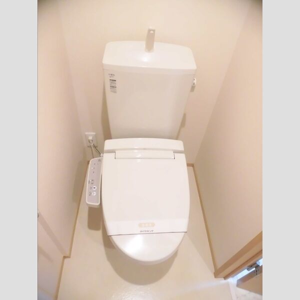 トイレ (102　温水洗浄便座トイレ)