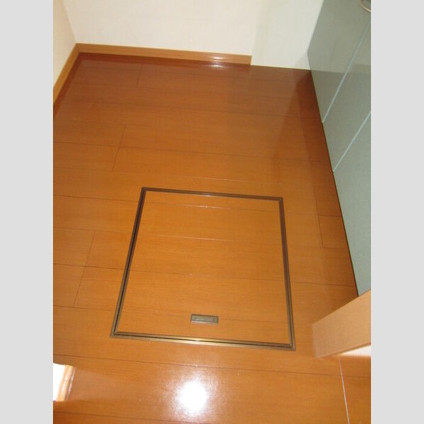 その他 (110　床下収納)