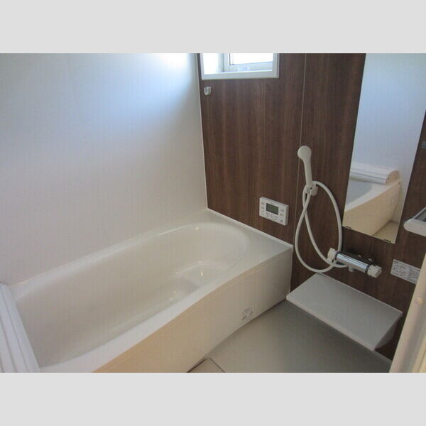 バス (202　バスルーム)