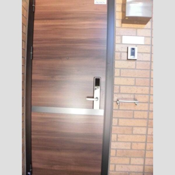 その他 (106　玄関)