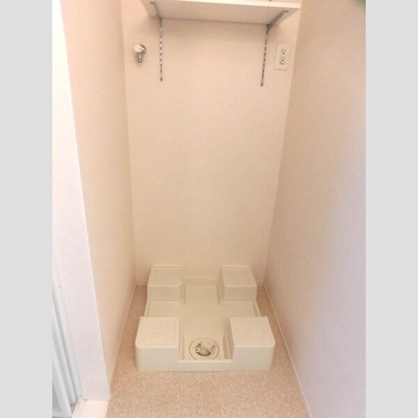 その他 (101 洗濯機置き場)