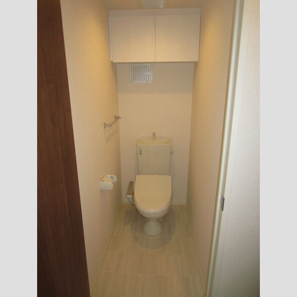 トイレ (201　温水洗浄暖房便座トイレ)