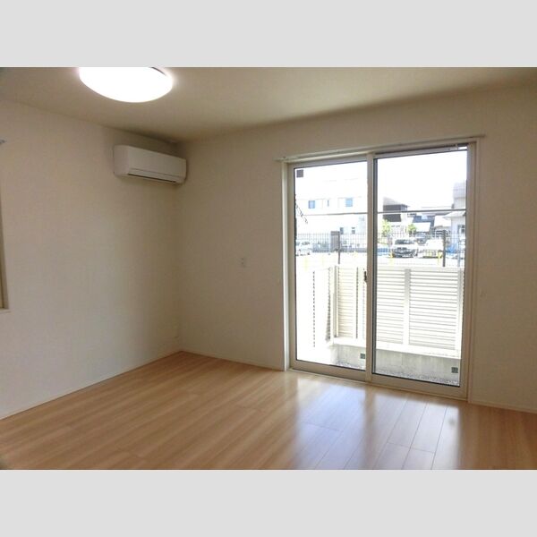 その他 (101　リビングエアコン付き)