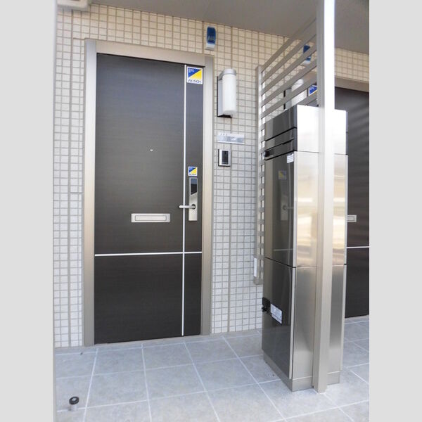 その他 (101 宅配BOX・玄関)