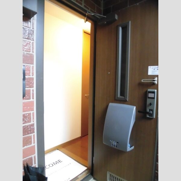 玄関 (105　玄関)