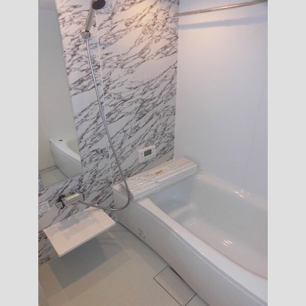 バス (203　換気乾燥機付バスルーム)