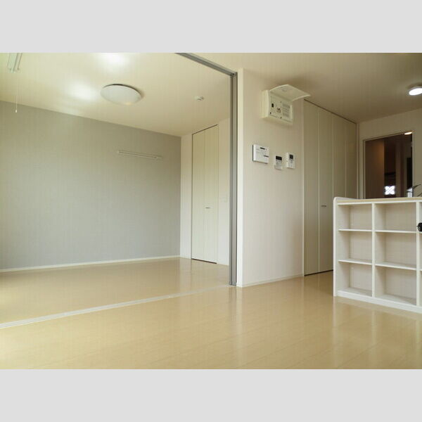 その他 (A101　LDKから洋室)