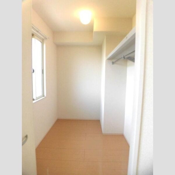 収納 (205　ウォークインクローゼット)